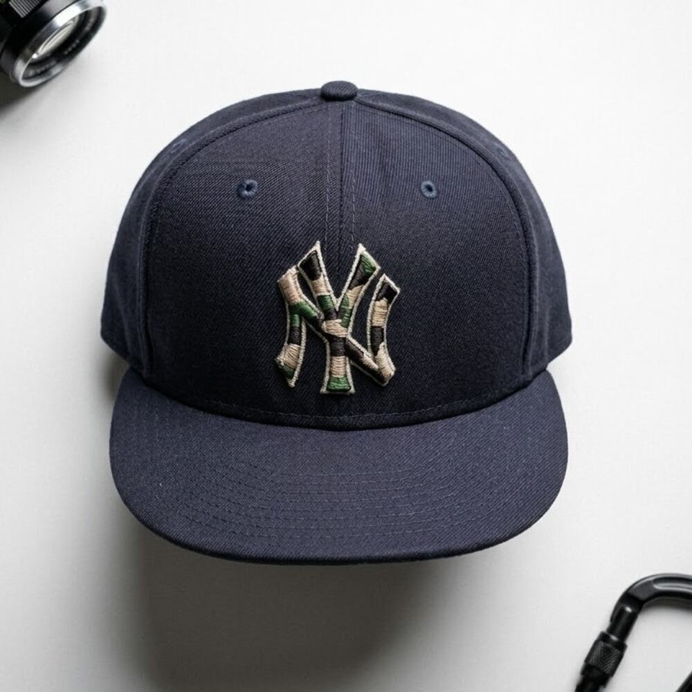 New Era 59FIFTY New York Yankees Fitted Hat Navy Camo Logo Size 7 3/4